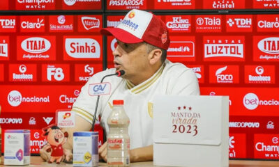 Claudinei Oliveira é o novo técnico do Vila Nova