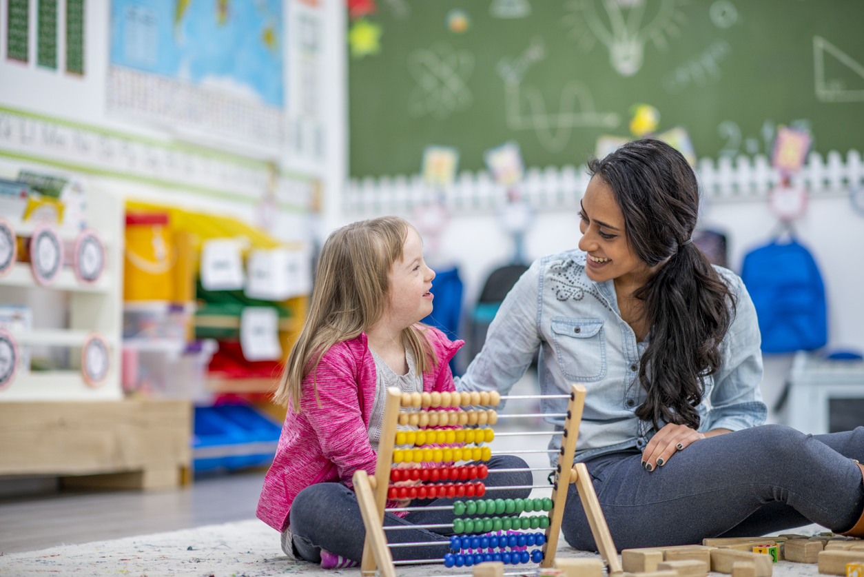 Governo quer mais alunos da educação especial em classes comuns