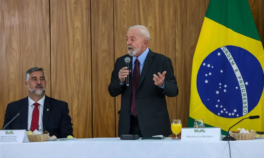 Lula diz que economia em 2024 crescerá mais do que o previsto
