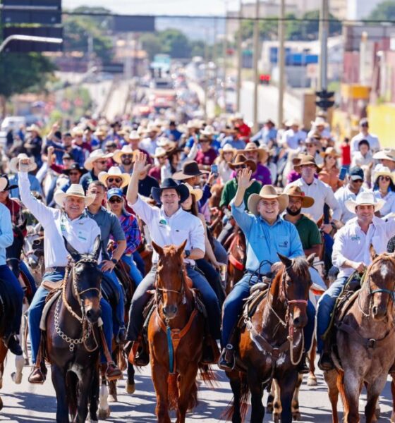 Cavalgada abre a 78ª Exposição Agropecuária de Goiás