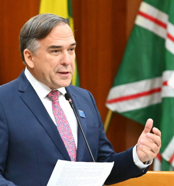 Prefeito de Goiânia desiste da compra de SUV blindada