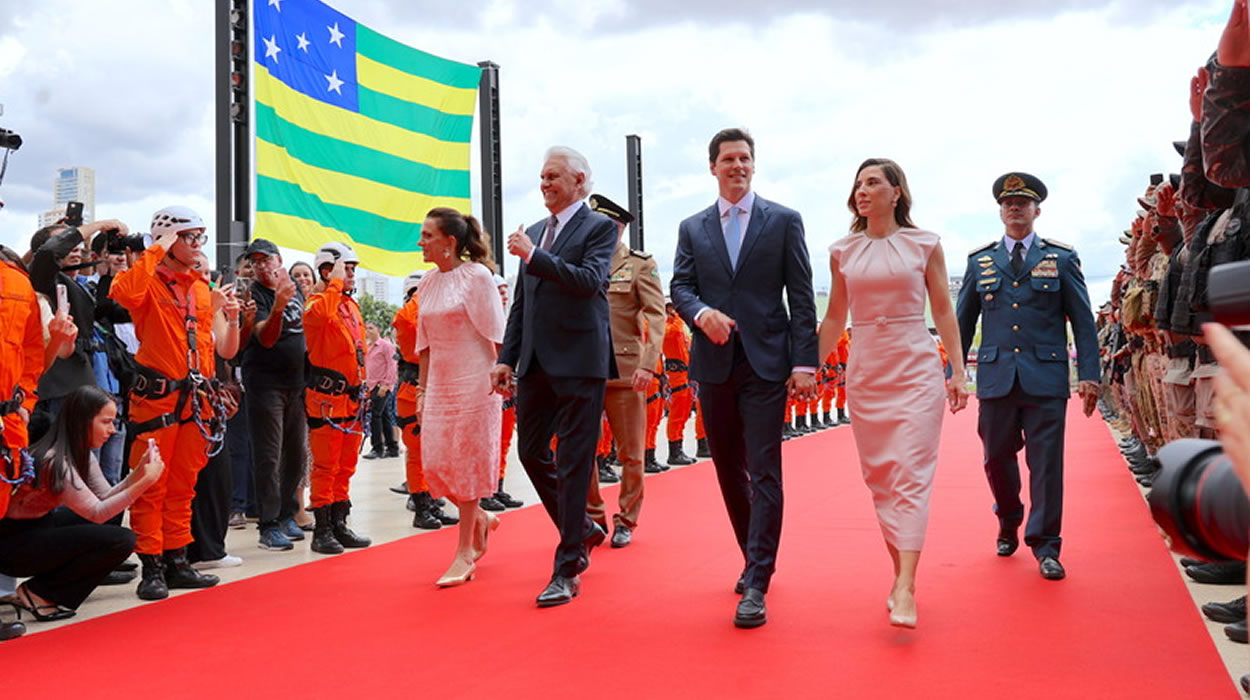 Em cerimônia na Alego, Daniel Vilela assume o Governo de Goiás