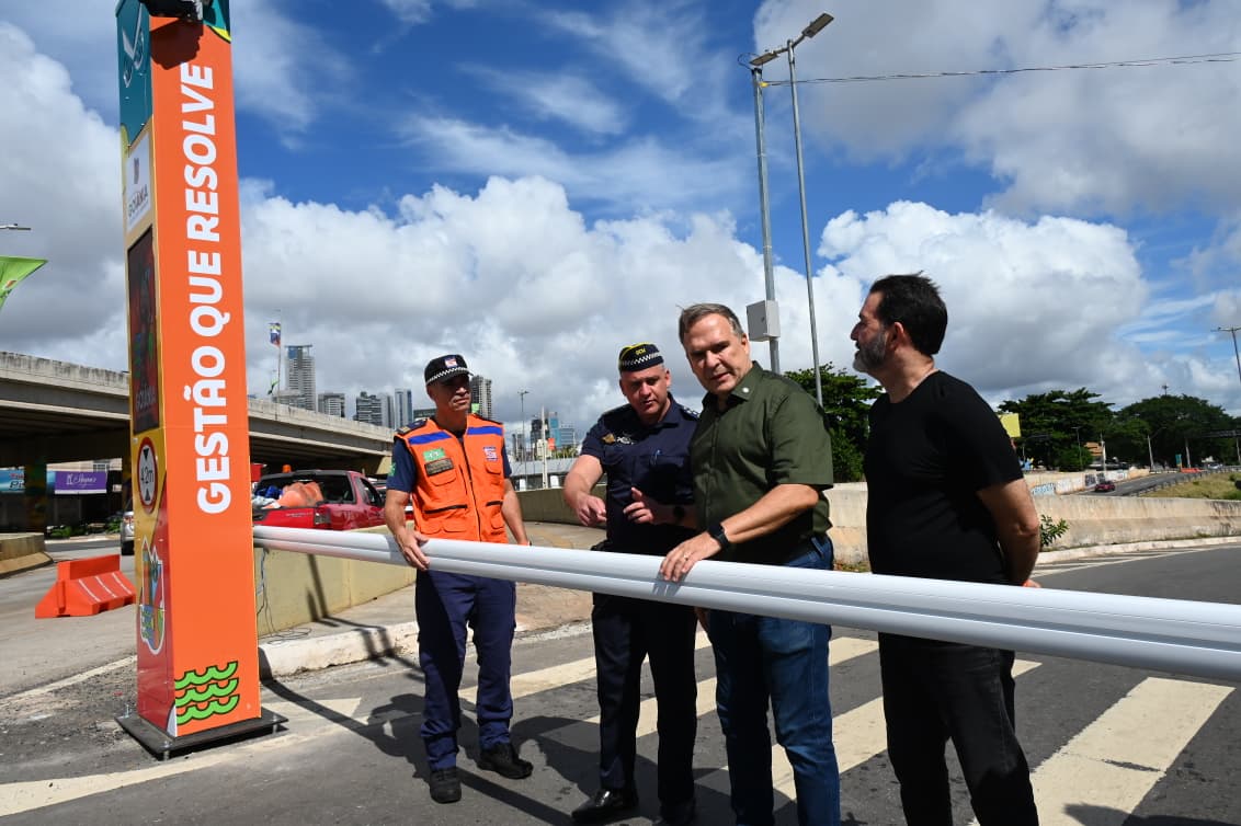 Sem obras para resolver as inundações, Prefeitura fecha a Marginal